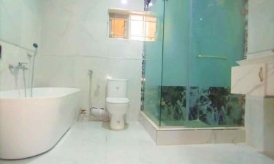 BATHROOM-3