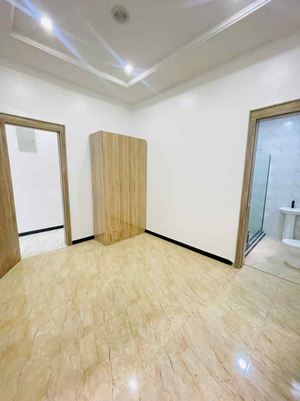 ENSUITE-ROOM